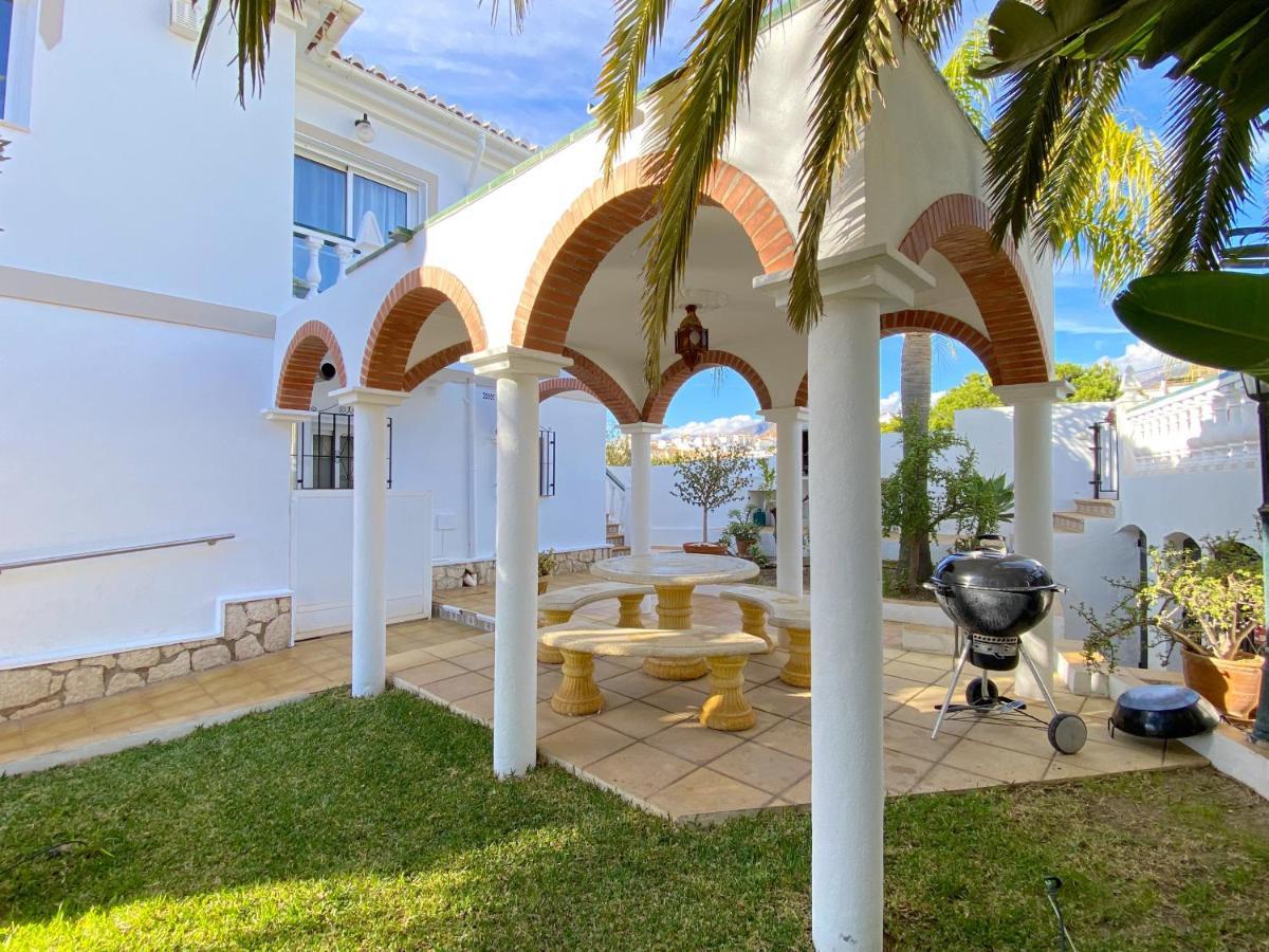 Villa Sandra Al Fresco Apartment ネルハ エクステリア 写真